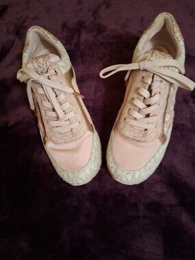Michael Kohrs Maddy Trainer Powder Blush